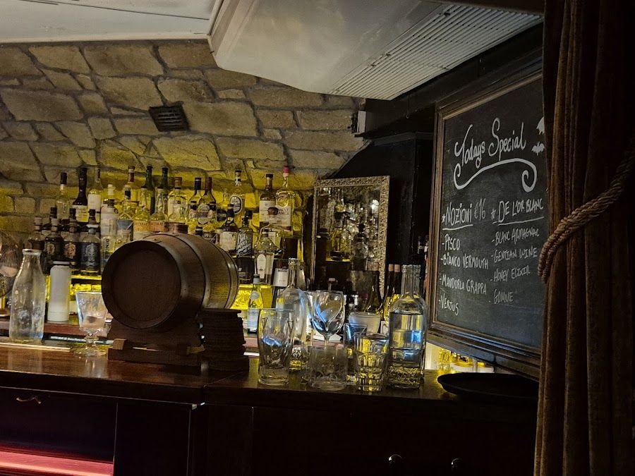 The Blind Pig Speakeasy Dublin interior
