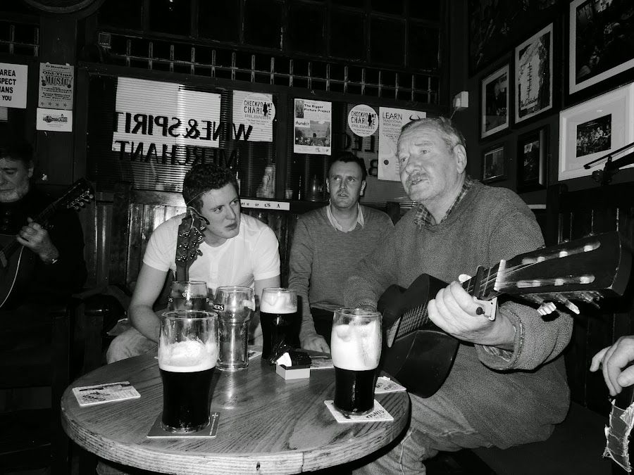The Cobblestone Smithfield atmosphere