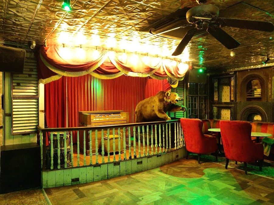 The Liquor Rooms bar service