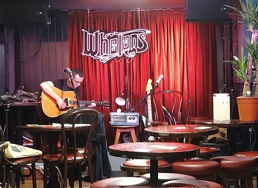 Whelan's Dublin interior