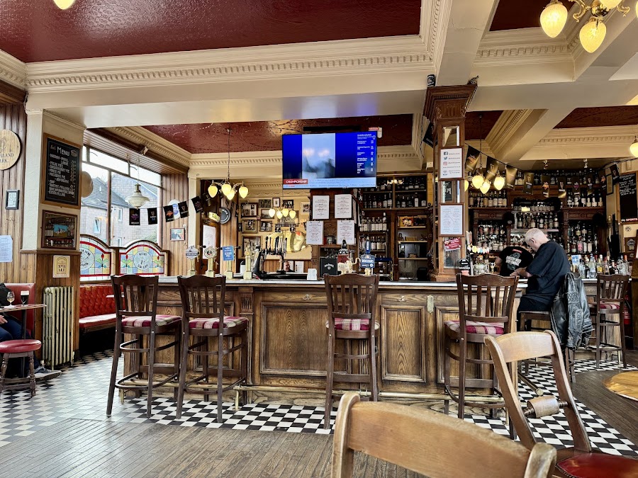 Athletic Arms (The Diggers), Edinburgh
