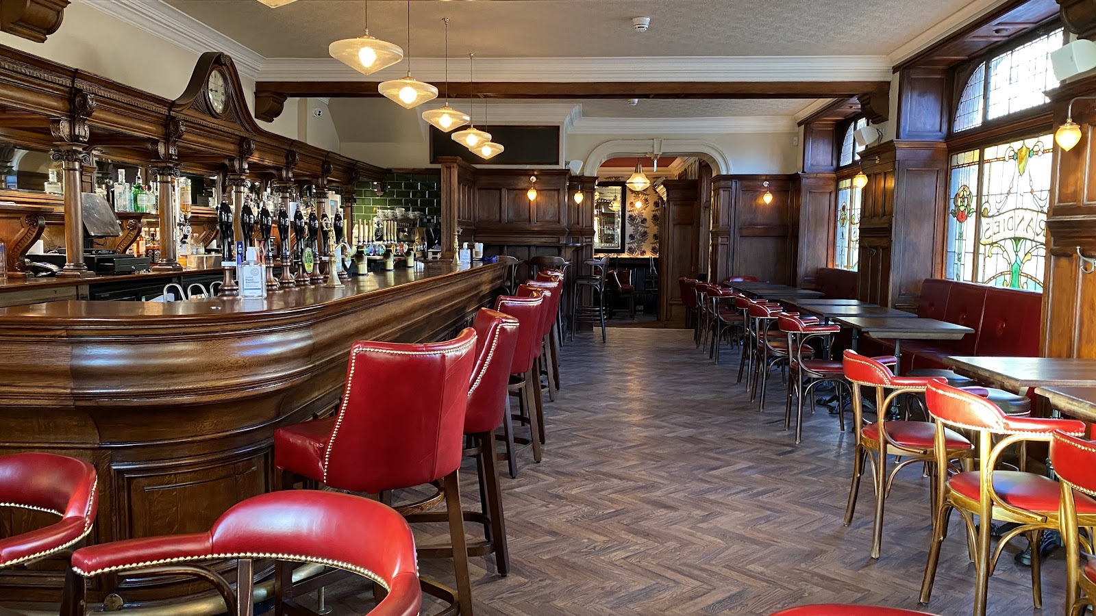 Ryrie's Bar Edwardian interior at the Haymarket junction, Edinburgh