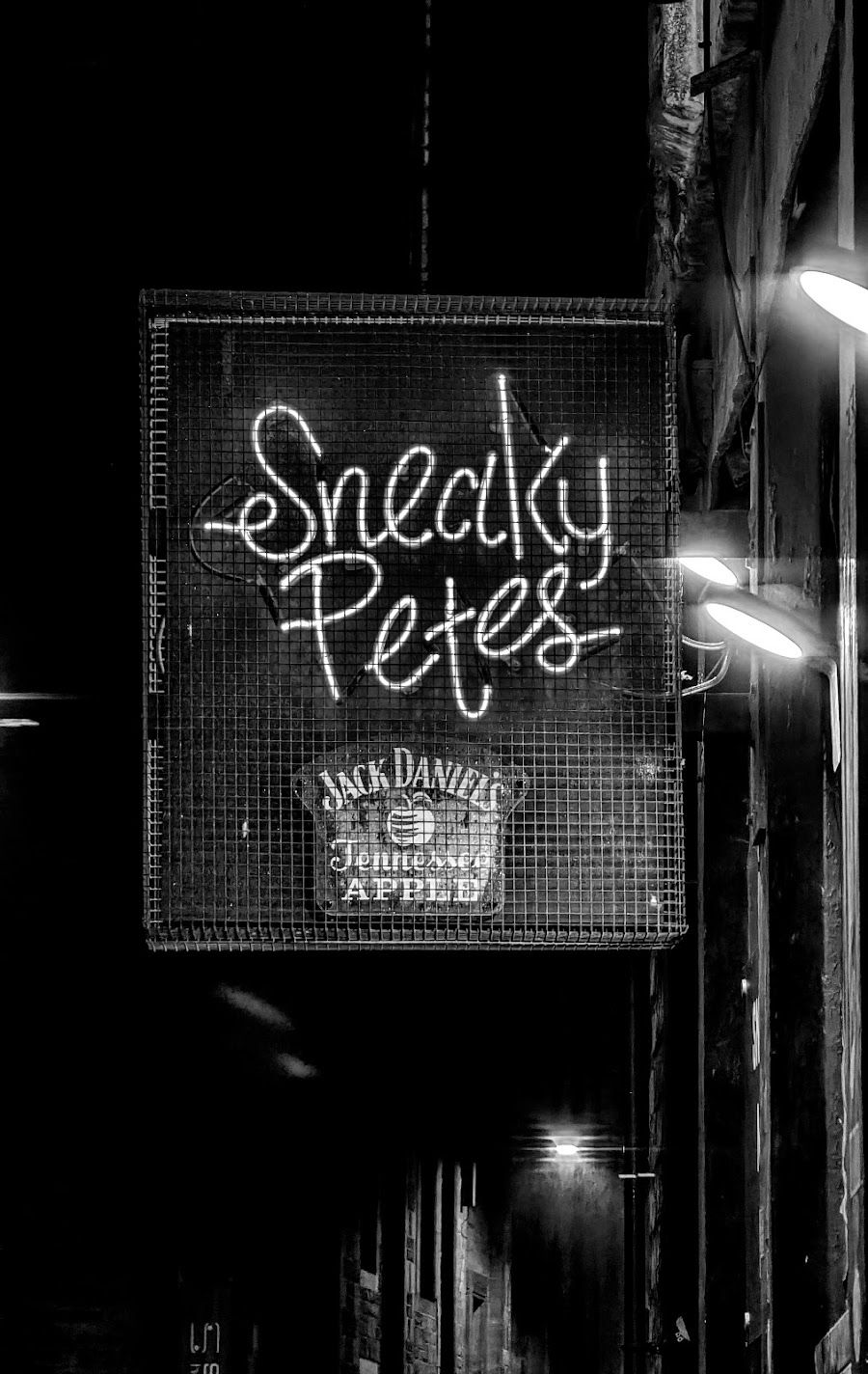 Sneaky Pete's Cowgate atmosphere