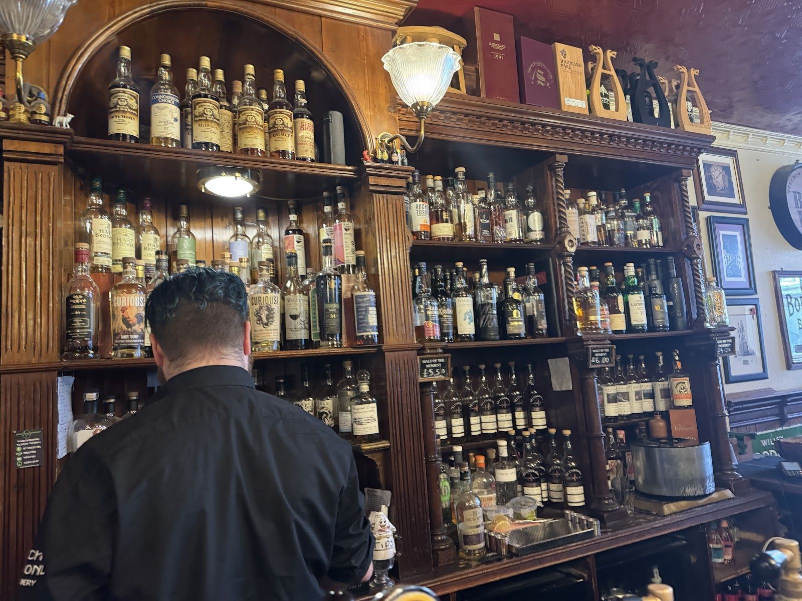 The Bow Bar, Edinburgh