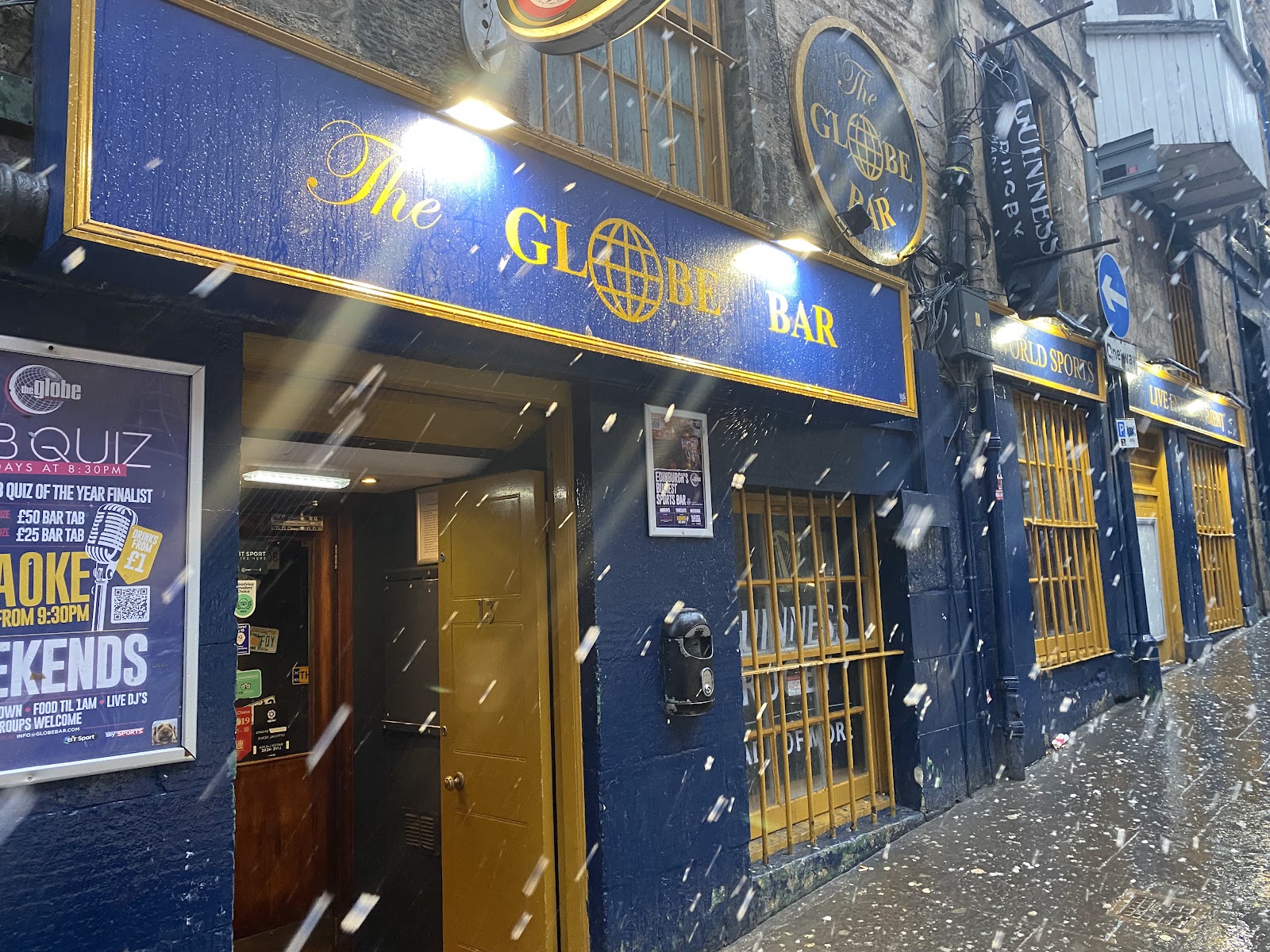 The Globe Bar, Edinburgh