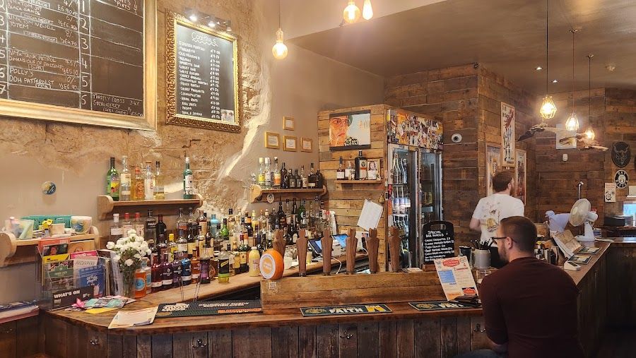The Hanging Bat West End atmosphere