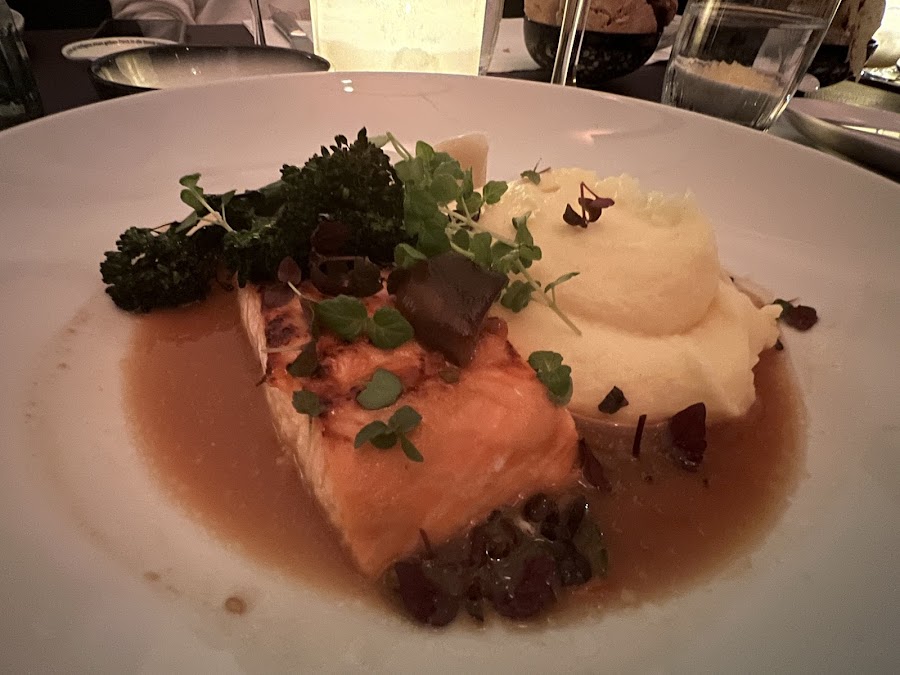Holbein's, Frankfurt