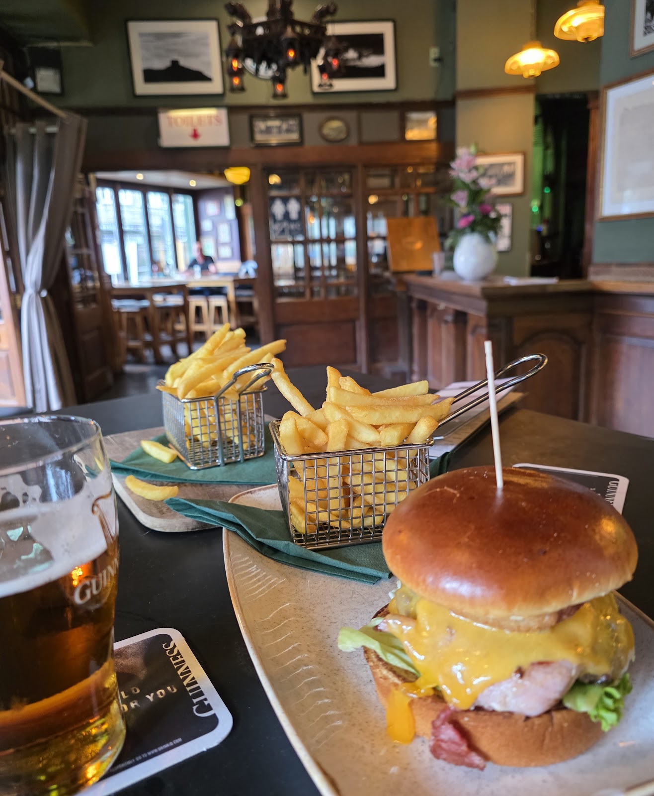 O'Reilly's Irish Pub interior 2
