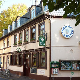 Apfelwein Solzer back bar detail