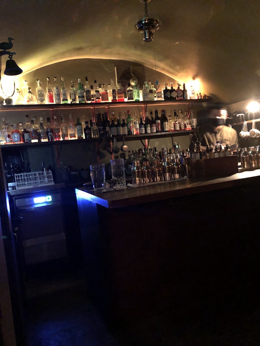 The Kinly Bar, Frankfurt