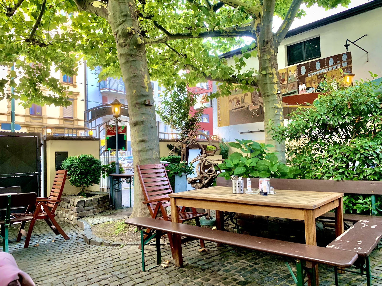 Zum Eichkatzerl, Frankfurt