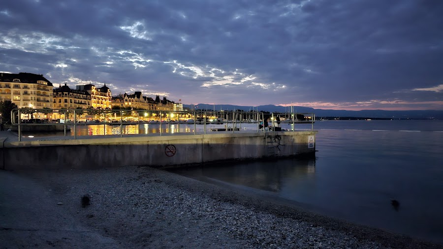 Bains des Pâquis, Geneva