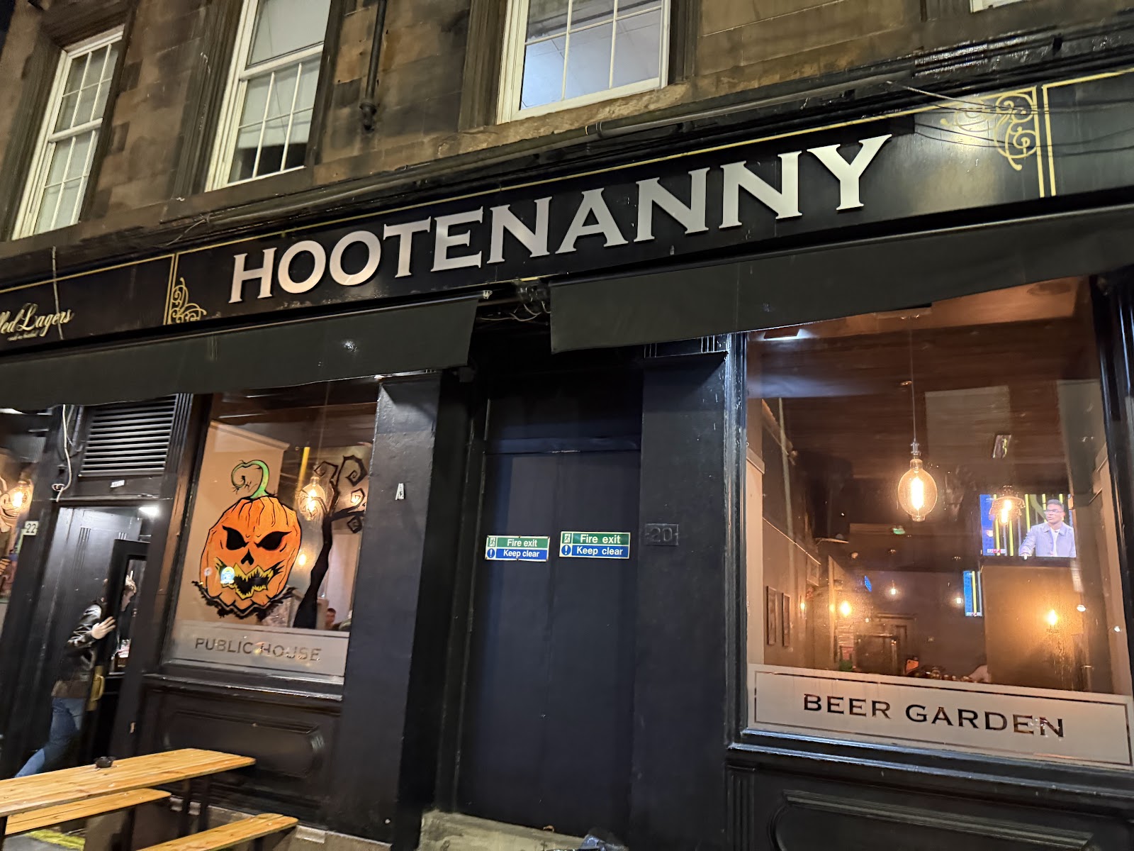 Hootenanny Glasgow bar interior