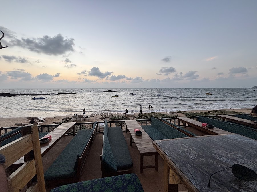 Curlies Beach Shack, Goa