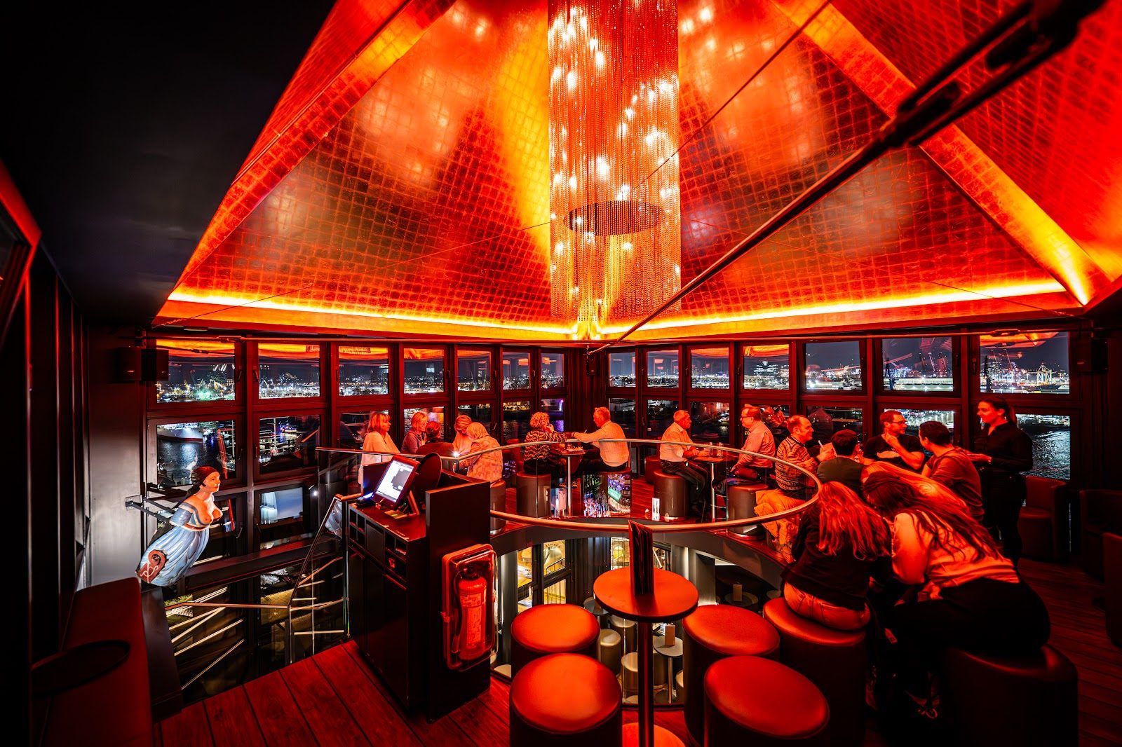 Tide Cocktailbar Hamburg bar interior