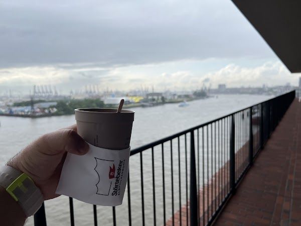 Galerie Eins Rooftop Hamburg