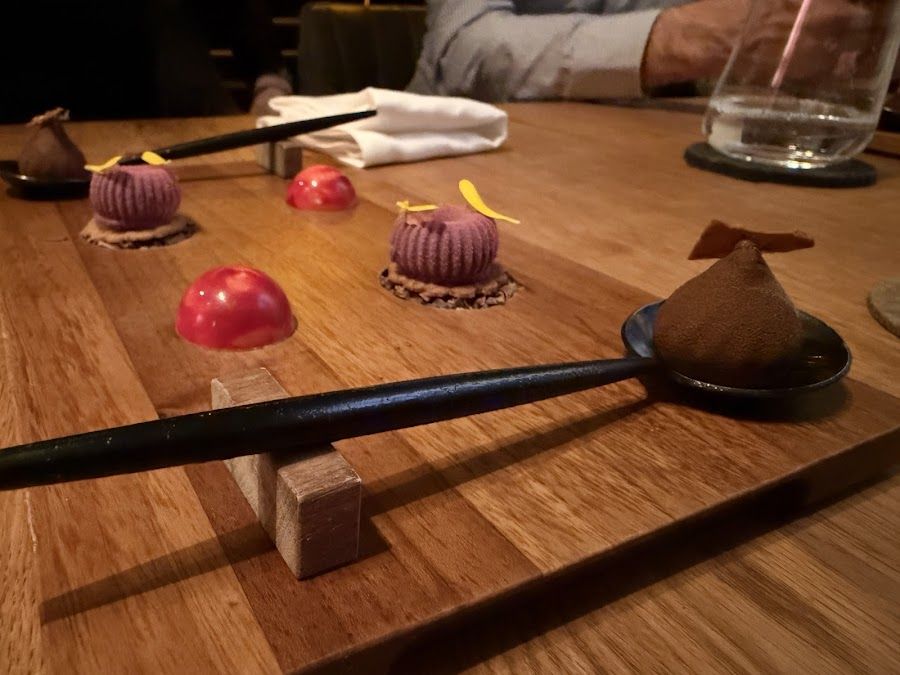 Restaurant Zeik bar service