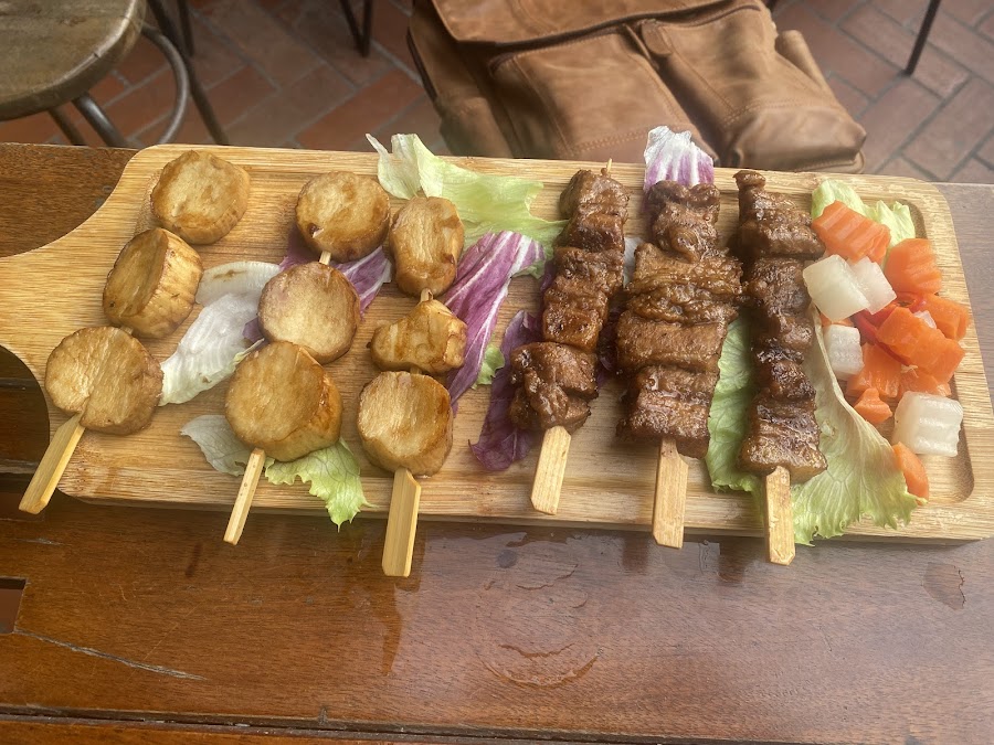 Standing Bar, Hanoi