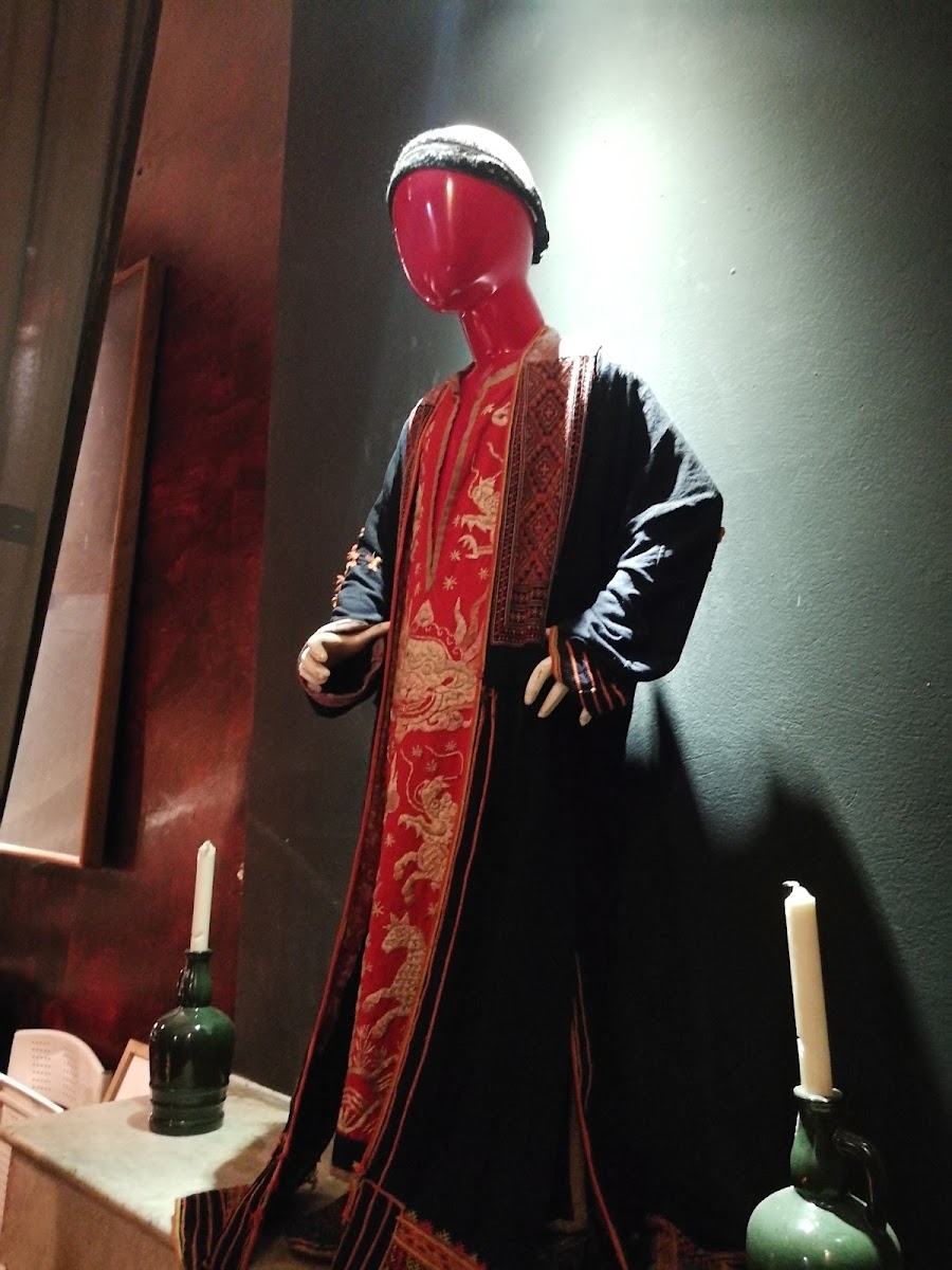 Tadioto, Hanoi