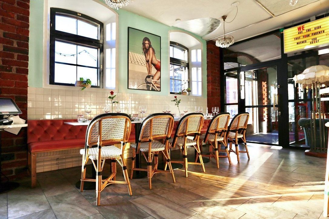Holiday Bar, Helsinki