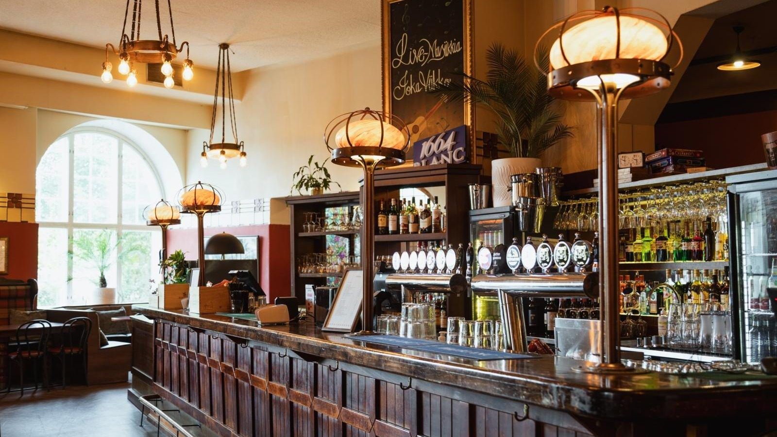 Juttutupa Helsinki bar interior