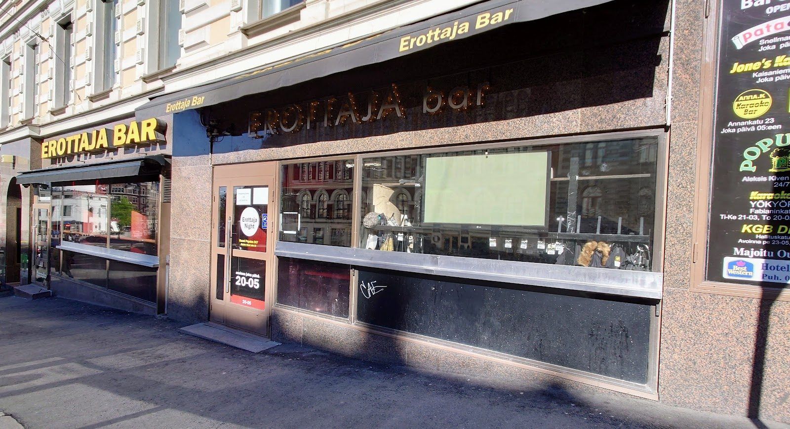 Erottaja Bar Rooftop Helsinki bar interior