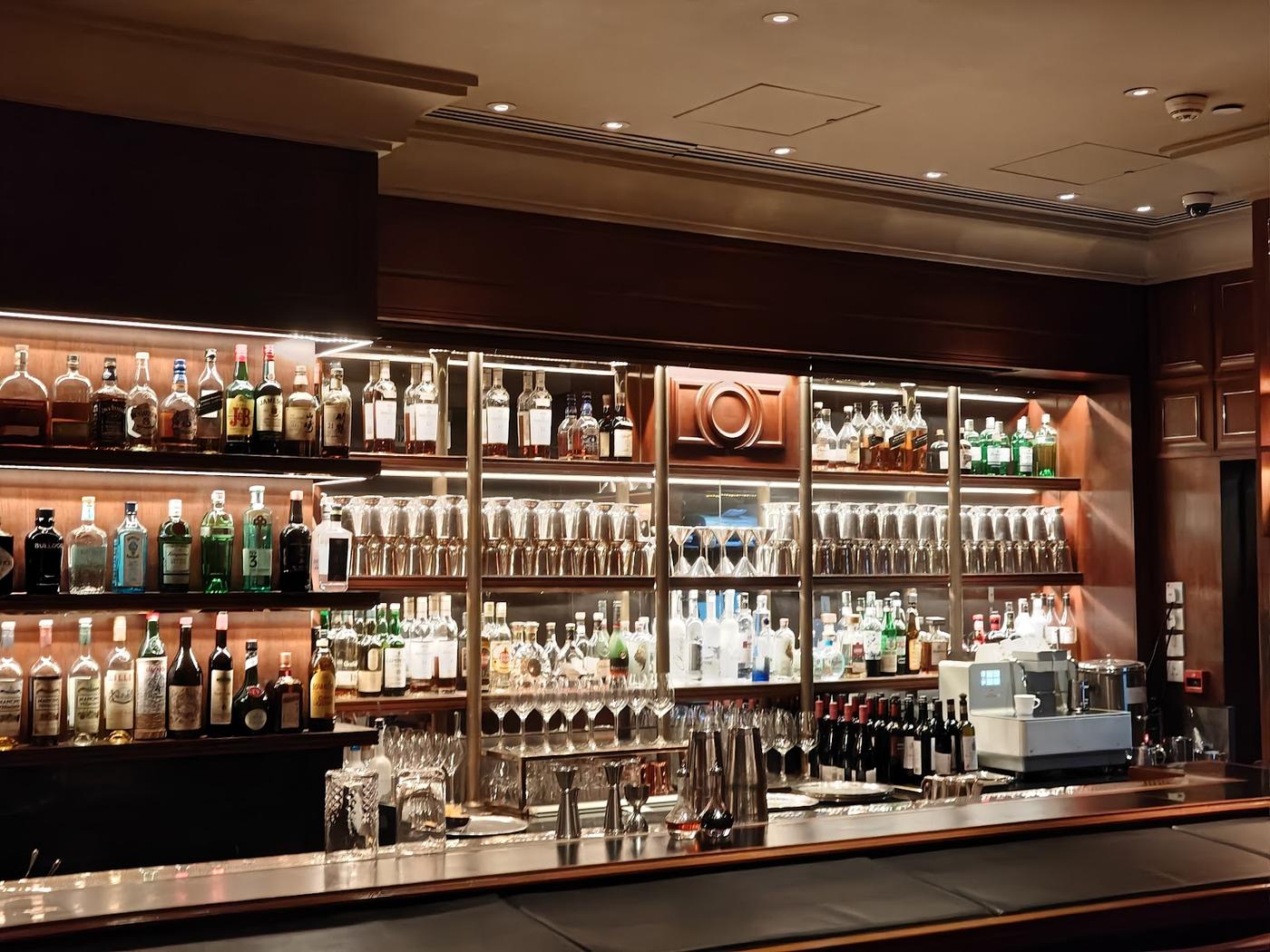 Captain's Bar, Hong Kong