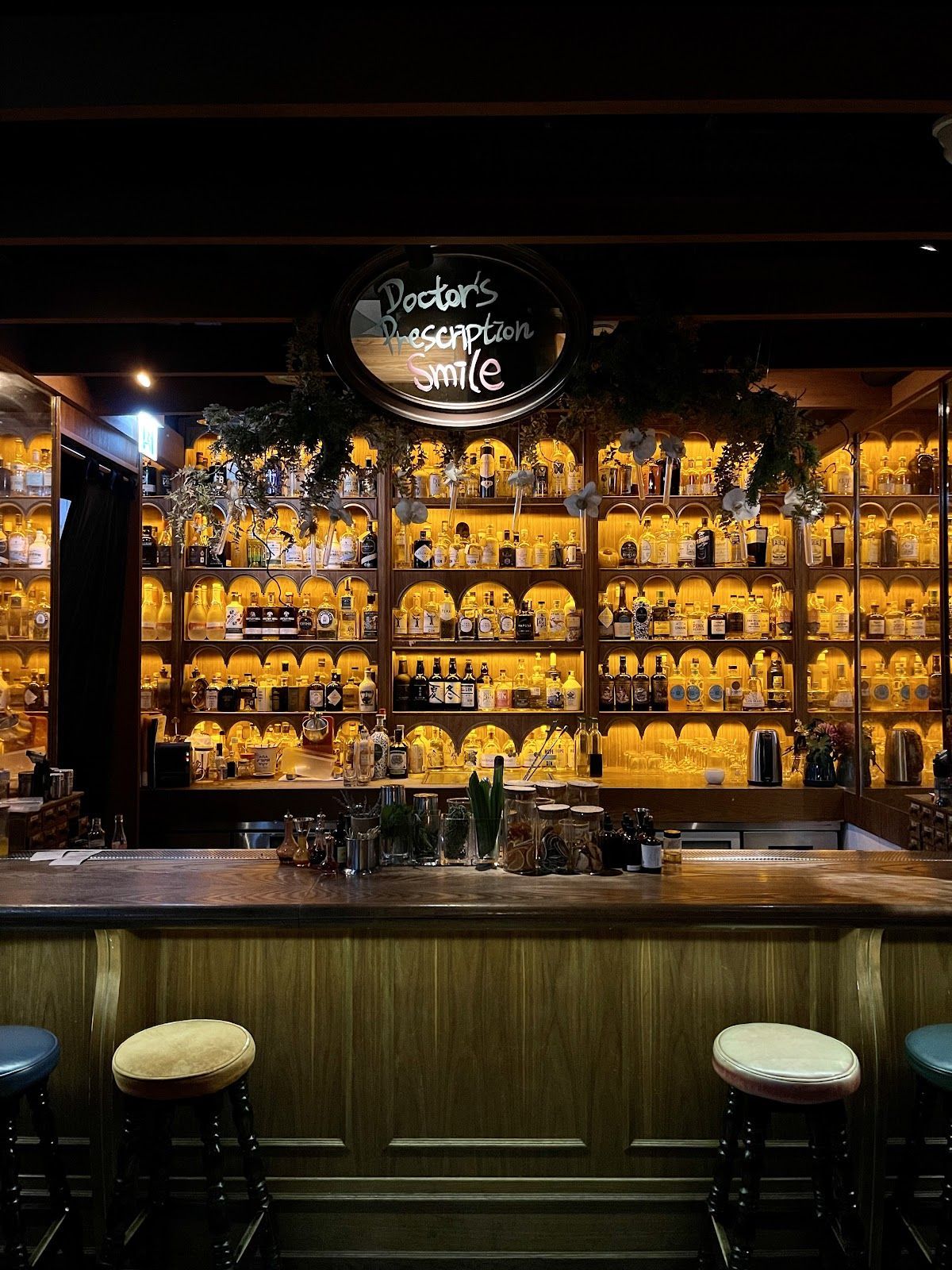 Dr. Fern's Gin Parlour, Hong Kong