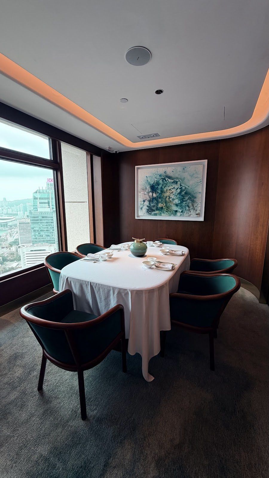 The Merchant Sheung Wan atmosphere