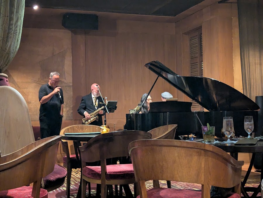 Halekulani Lobby Bar, Honolulu