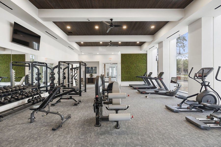 Aris H Rooftop Houston interior