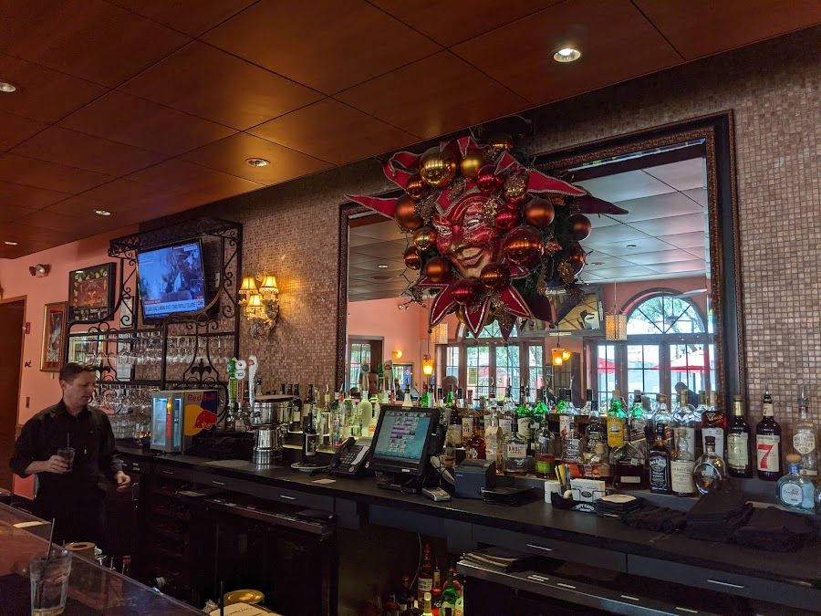 Cave at Tony Mandola's bar service