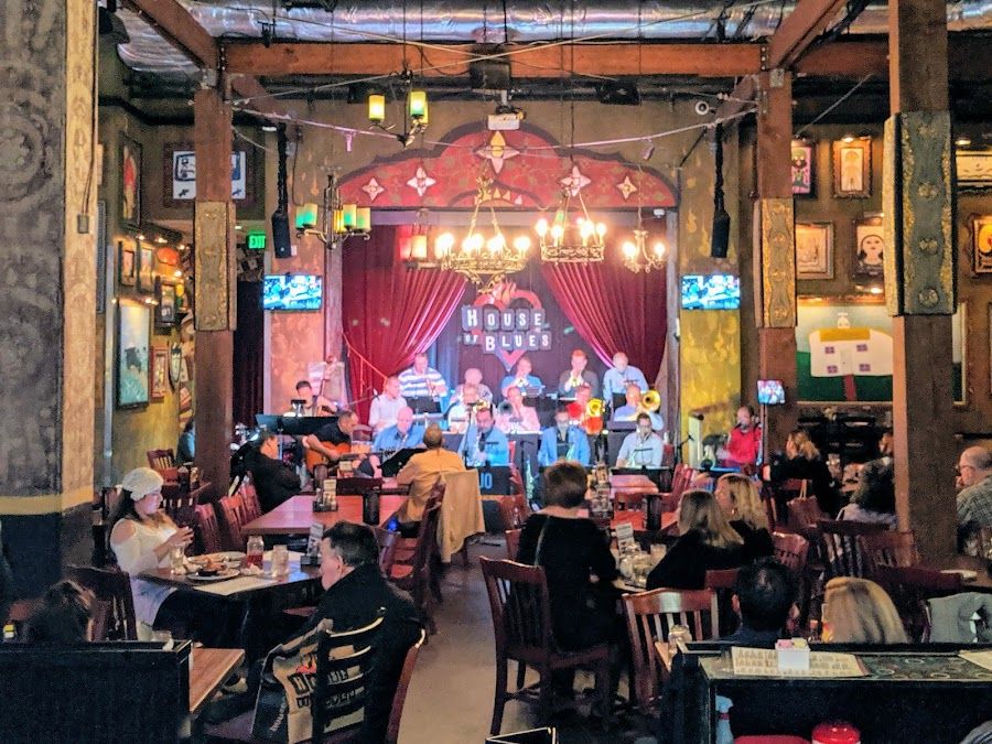 House of Blues Houston cocktail at the bar
