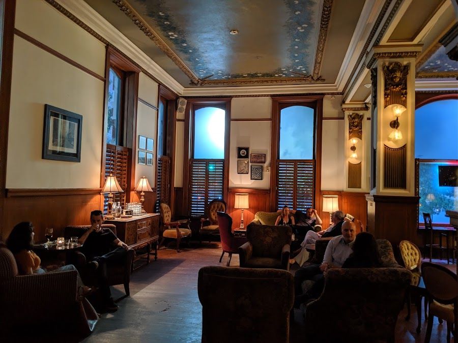 Public Services Wine and Whiskey bar service