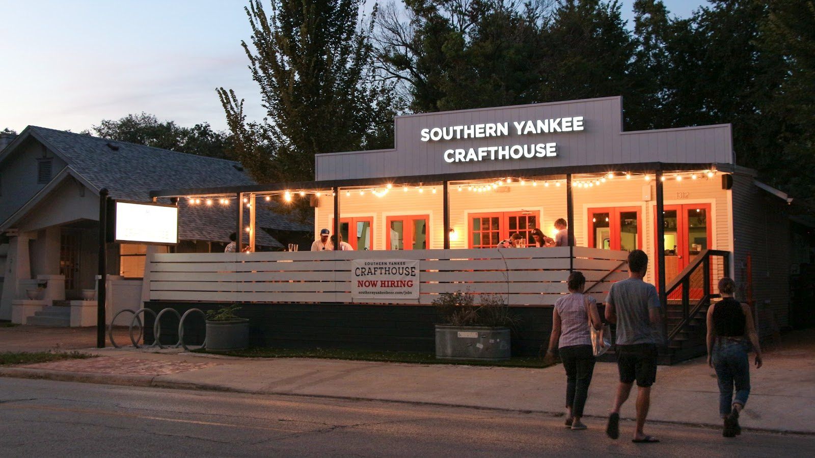 Southern Yankee Beer Company Houston bar interior