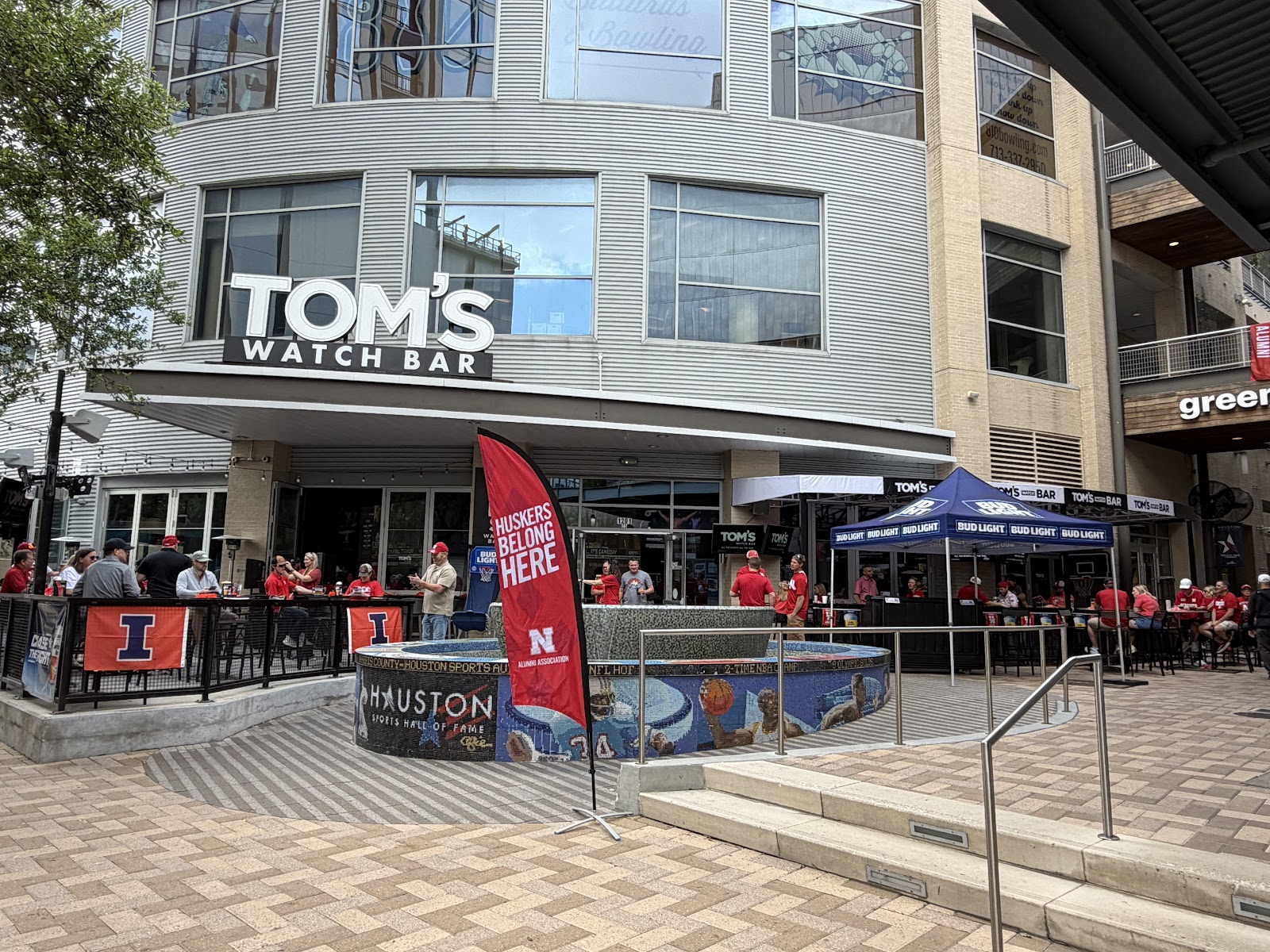 Tom&rsquo;s Watch Bar