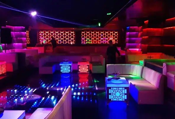 Arabian Nights Bar Istanbul interior