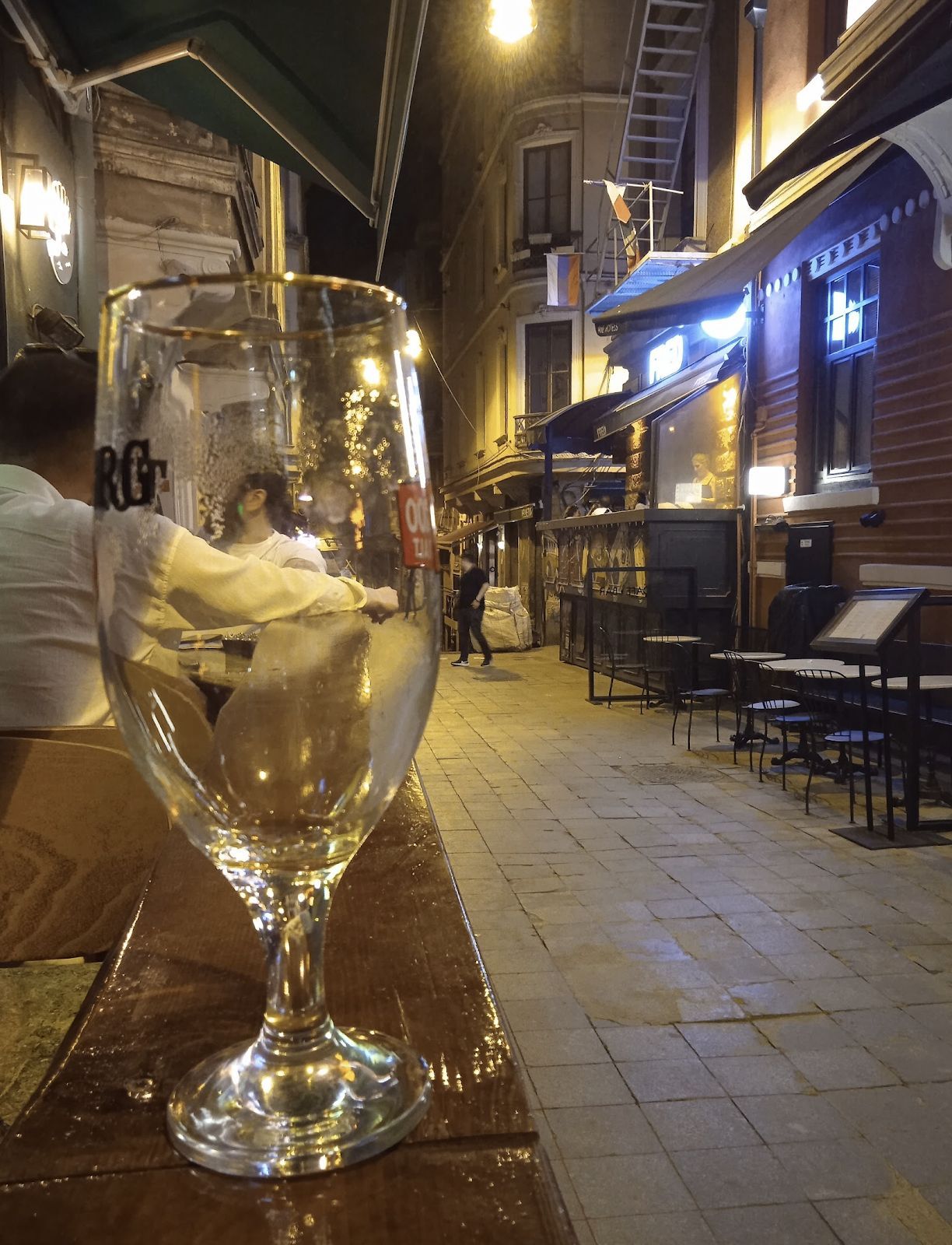 Arpa Bar, Istanbul