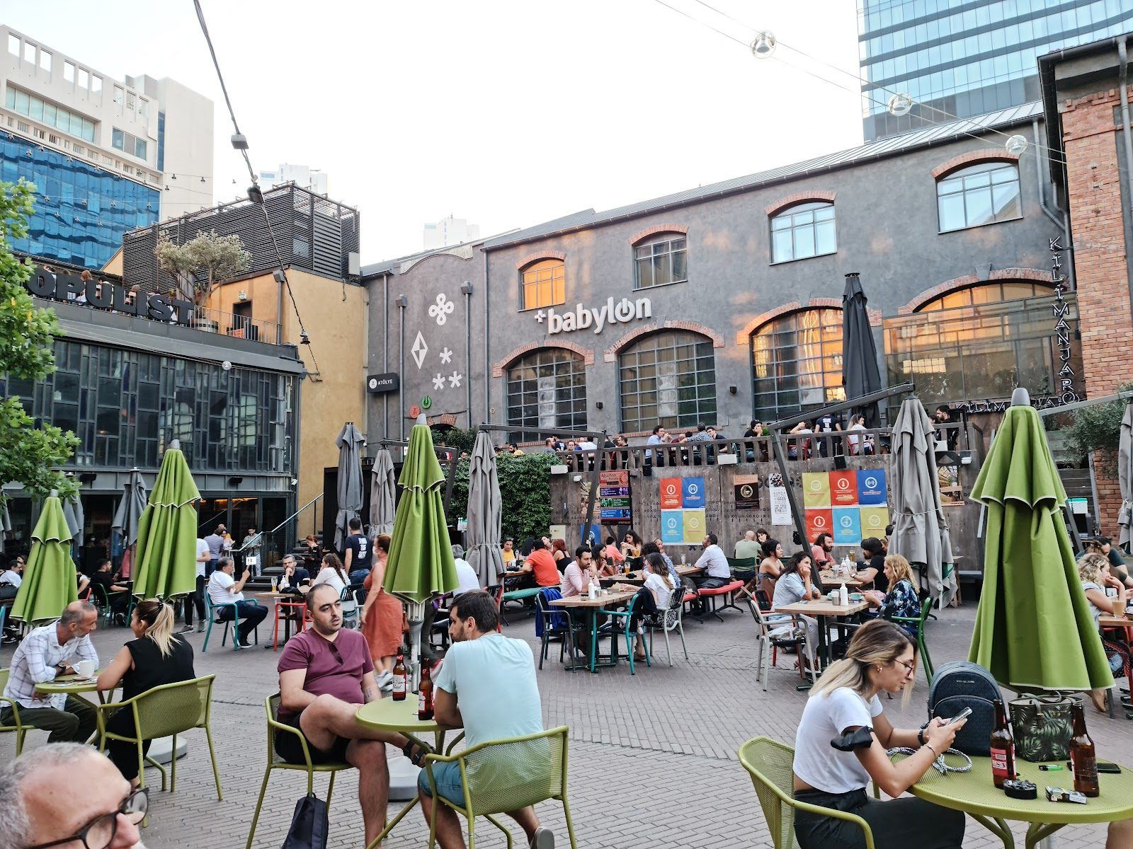 Bomontiada Beer Garden Istanbul bar interior