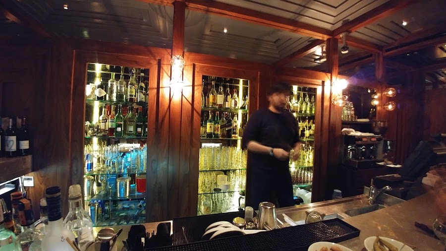 Münferit, Istanbul