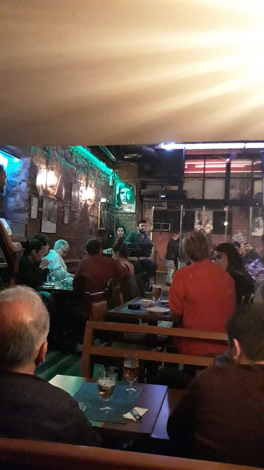 Munzur Cafe Bar, Istanbul