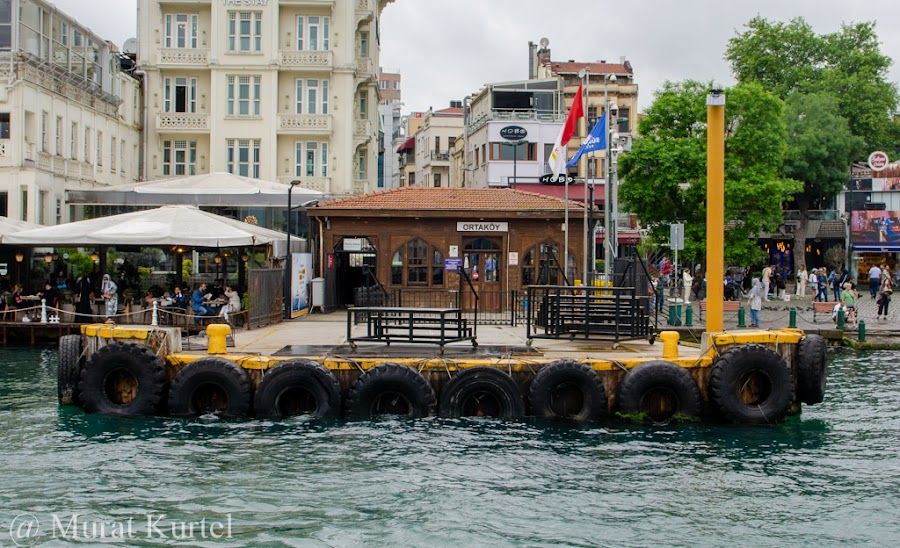 Ortakoy Iskelesi cocktail at the bar