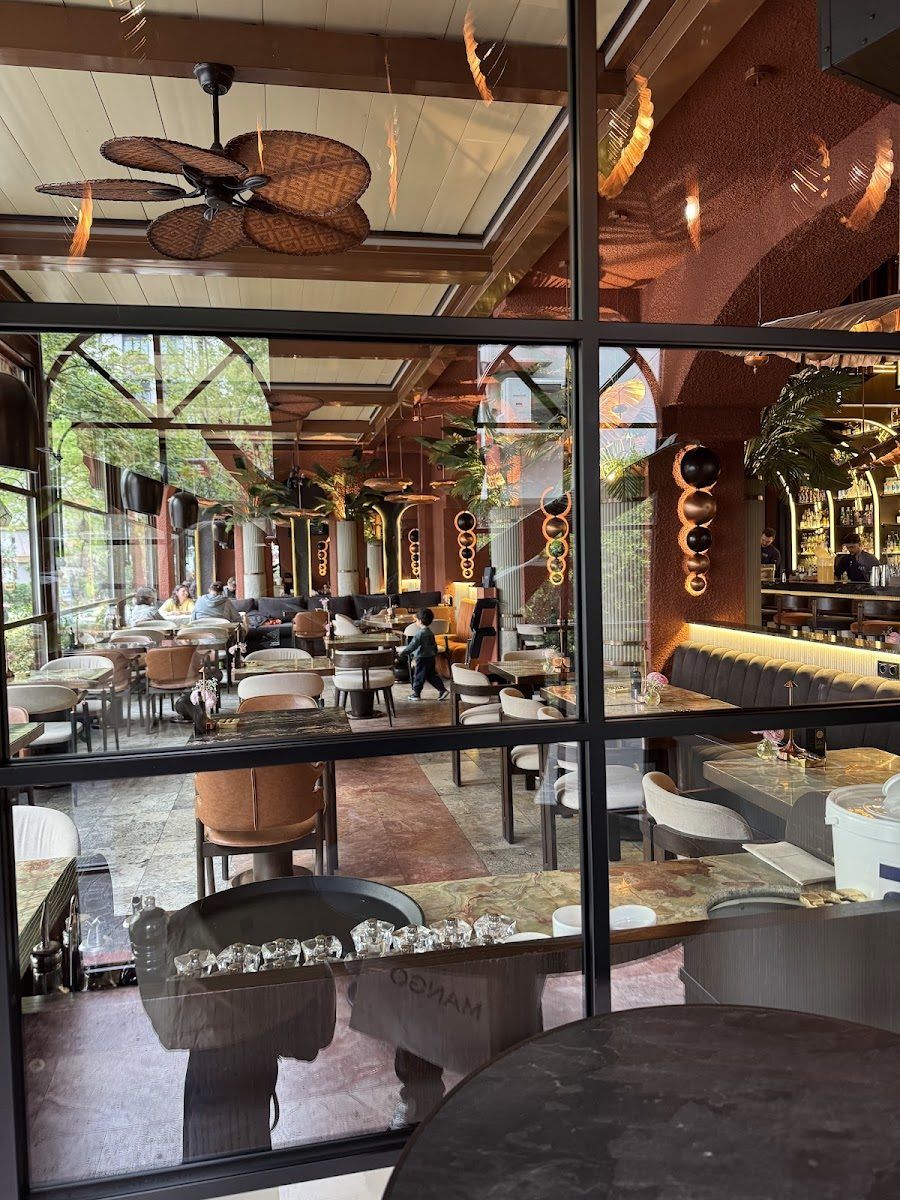 Banyan Rooftop bar service