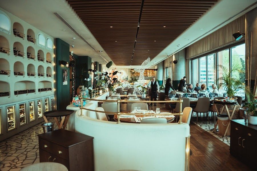 Sait Meyhane bar service