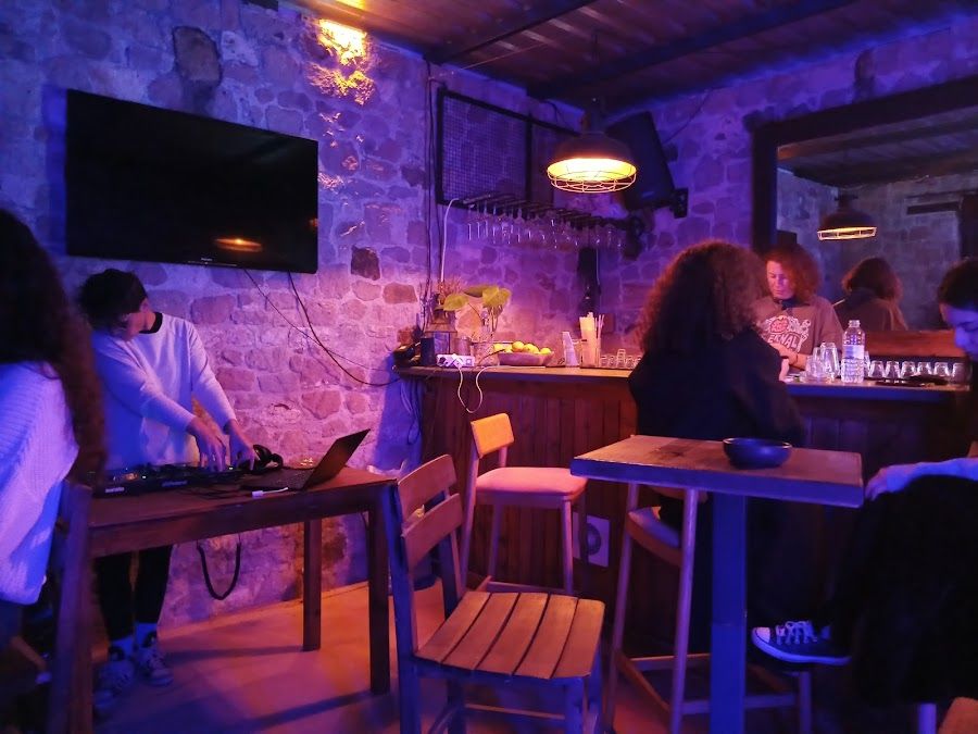 The Public House Karakoy atmosphere