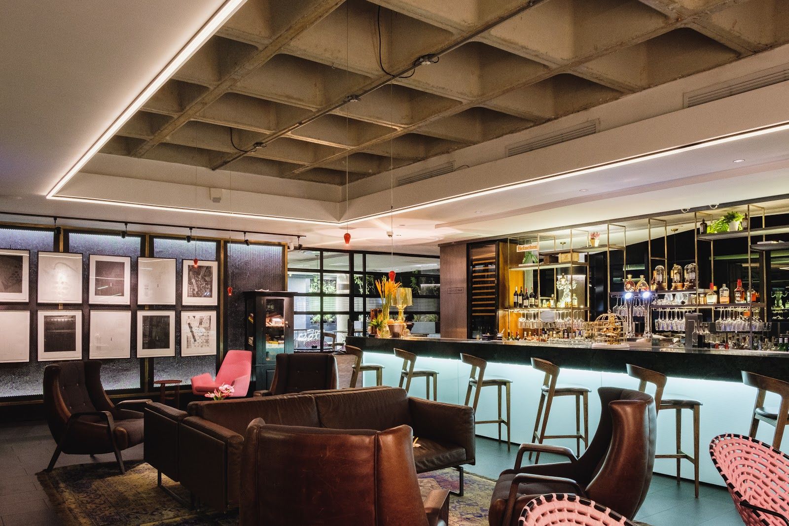 Mootee Bar