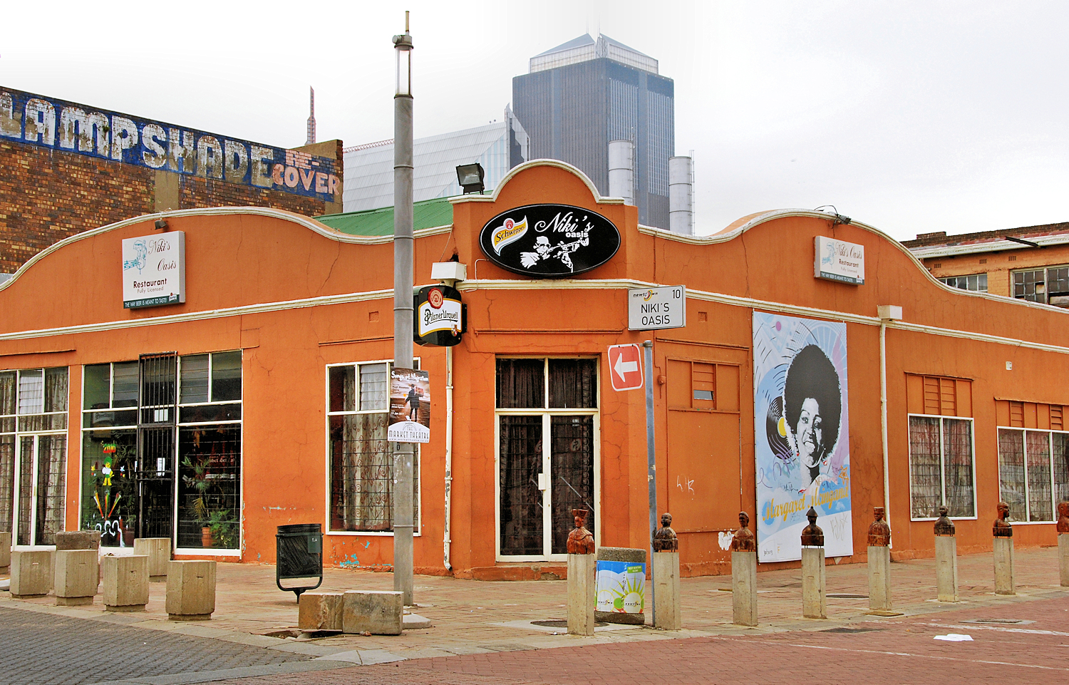 Niki's Oasis, Johannesburg