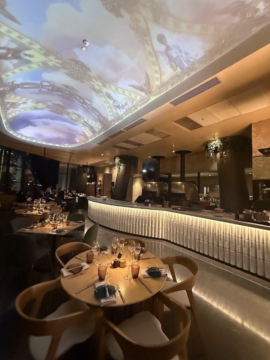 Saint Restaurant Bar Rosebank atmosphere