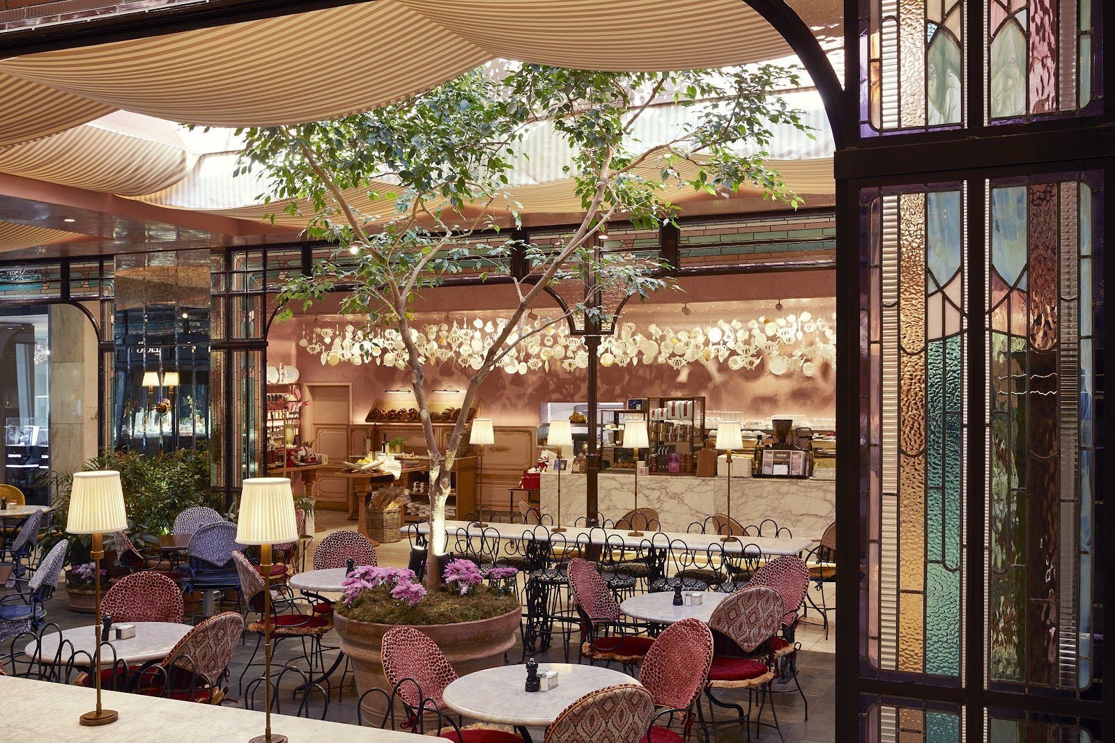 Tashas Le Parc Bar Johannesburg bar interior