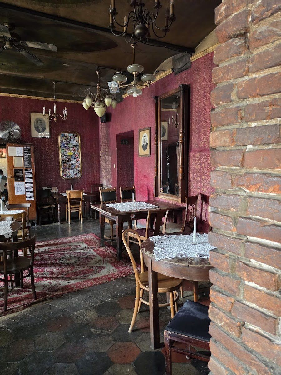 Alchemia bar service